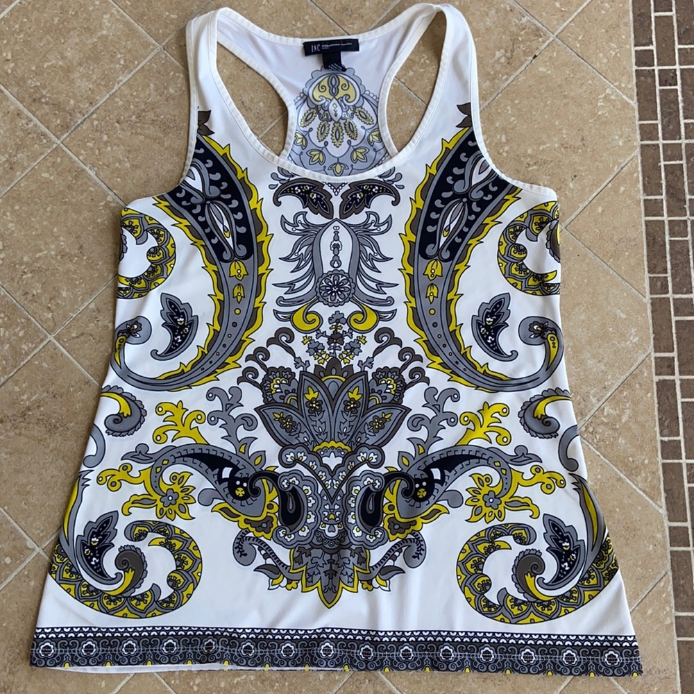 ✨HP✨ INC Tank Top